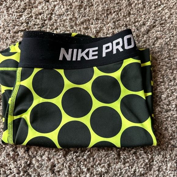 Nike Pro - 2.5” - Picture 3 of 3